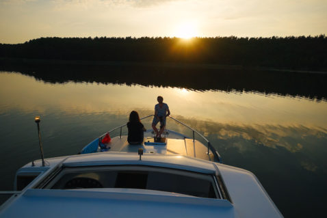 Hausboot Mecklenburgische Seenplatte Sonnenuntergang