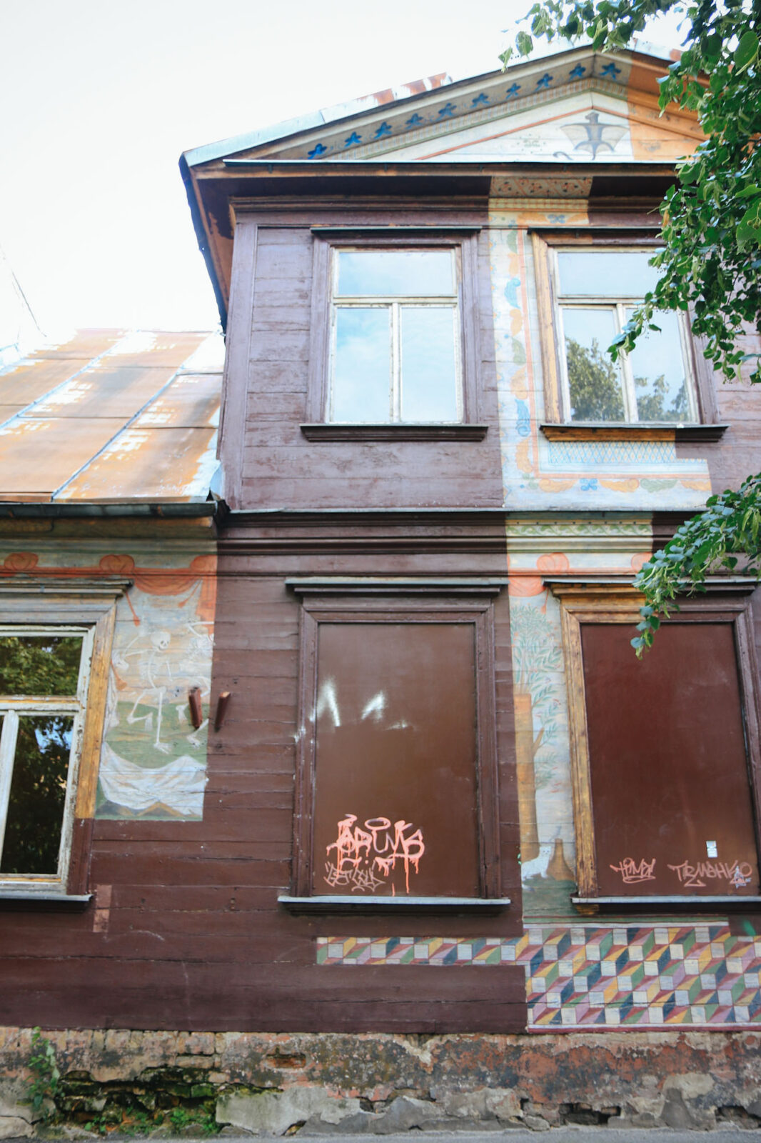 Riga Biennale Urban Art Brownie