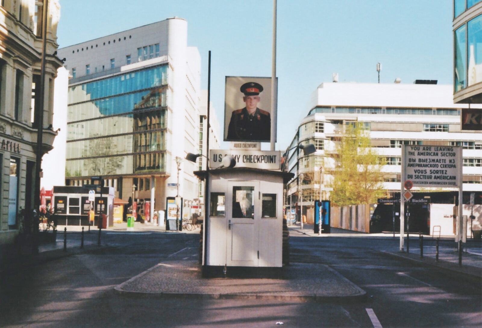 Corona Checkpoint Charlie Berlin